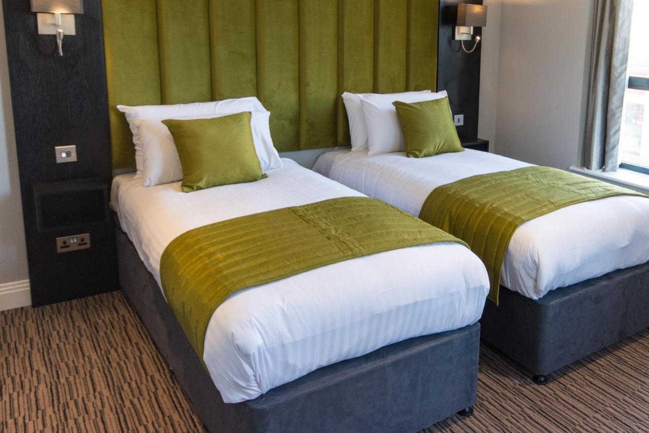 Hogs Back Hotel & Spa Nr Farnham Farnham  Εξωτερικό φωτογραφία