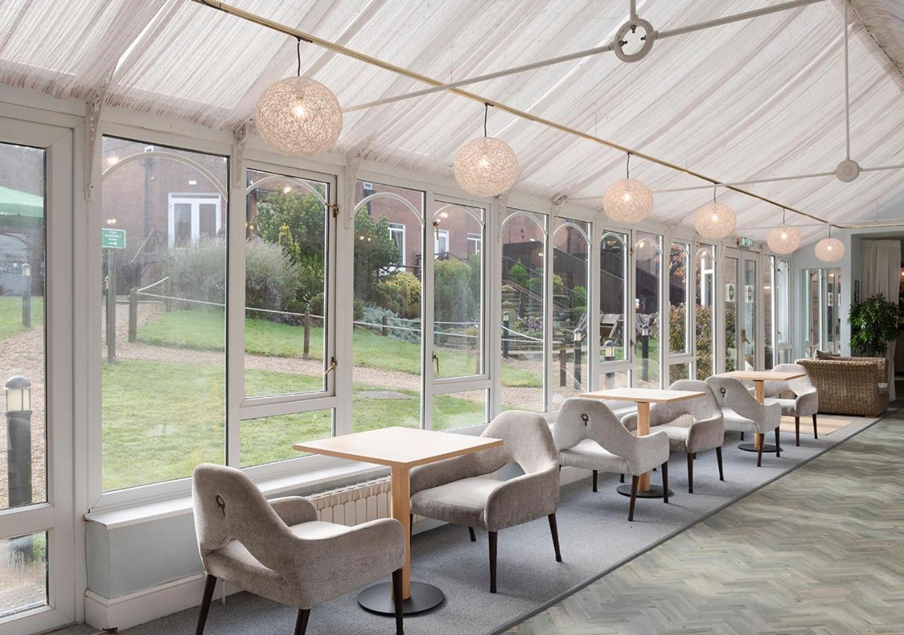 Hogs Back Hotel & Spa Nr Farnham Farnham  Εξωτερικό φωτογραφία
