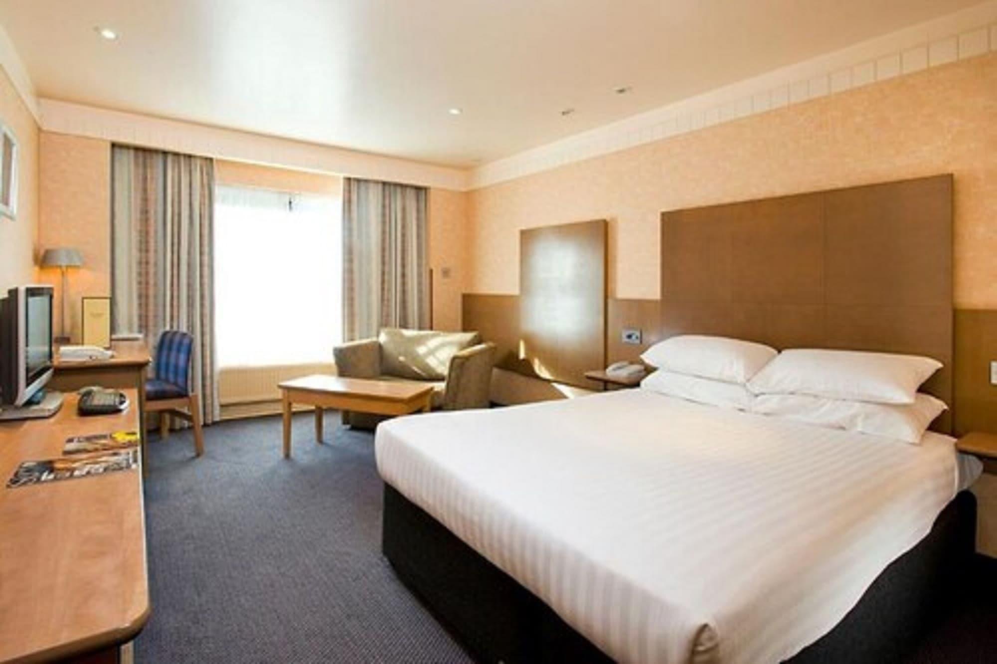 Hogs Back Hotel & Spa Nr Farnham Farnham  Εξωτερικό φωτογραφία
