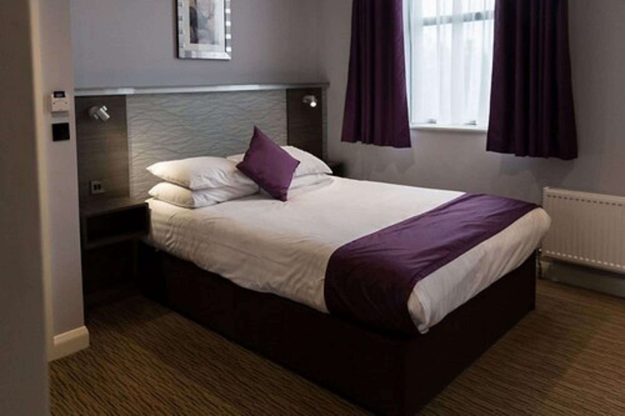 Hogs Back Hotel & Spa Nr Farnham Farnham  Εξωτερικό φωτογραφία